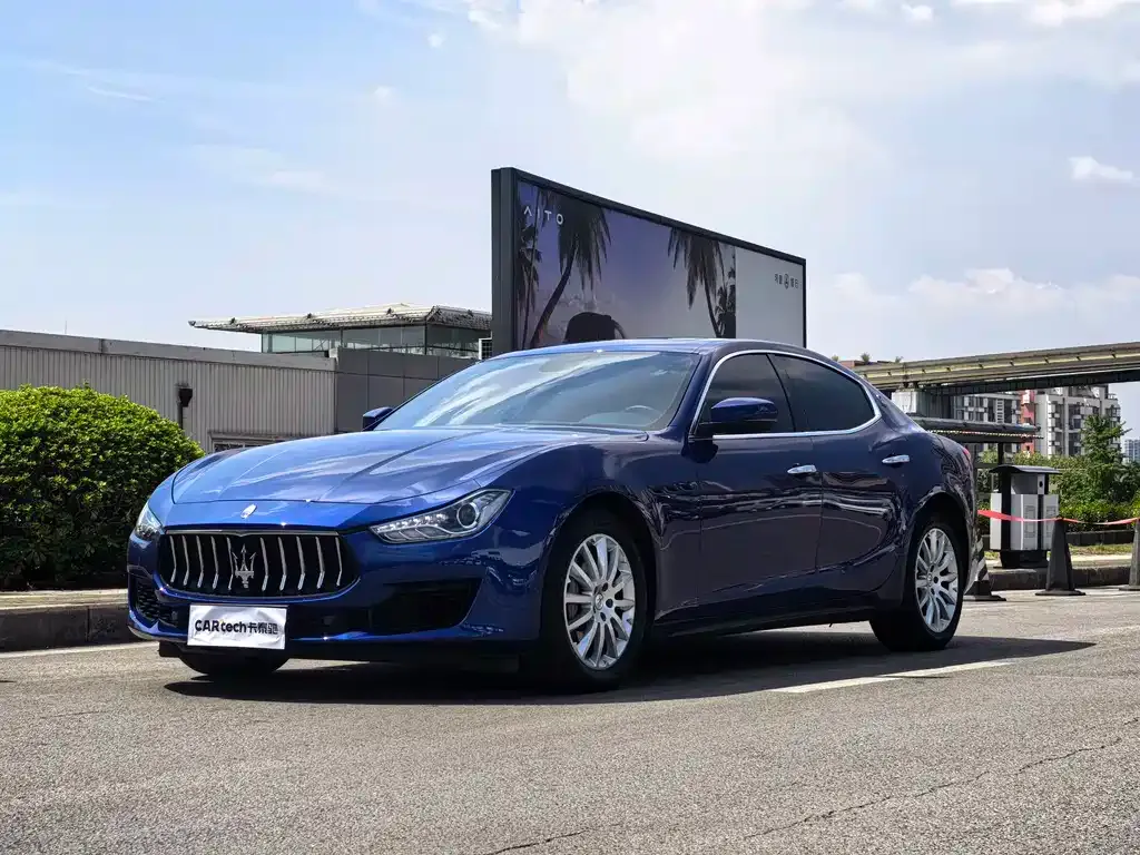 Maserati Ghibli — фото 1