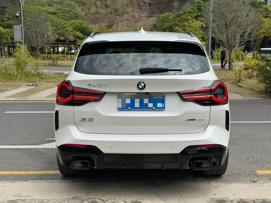 BMW X3 — фото 9