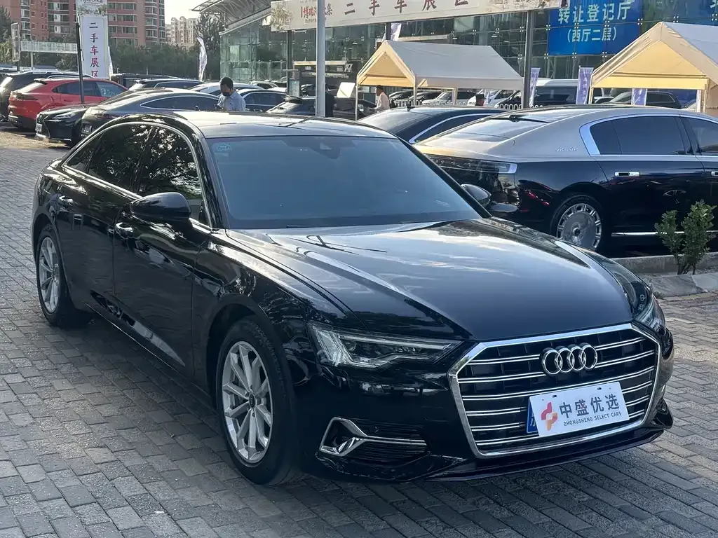 Audi A6L — фото 9