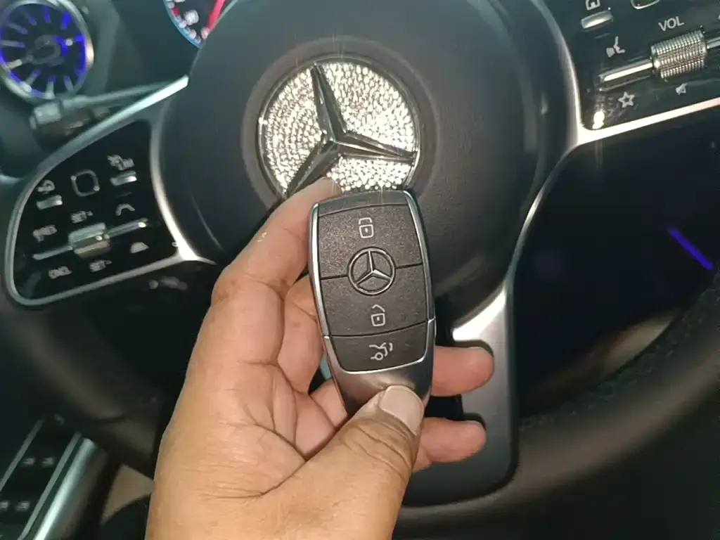 Mercedes-Benz EQA — фото 10