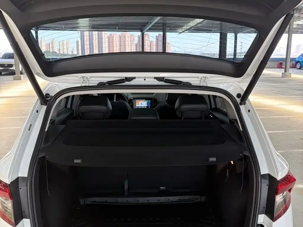 Skoda Karoq — фото 4