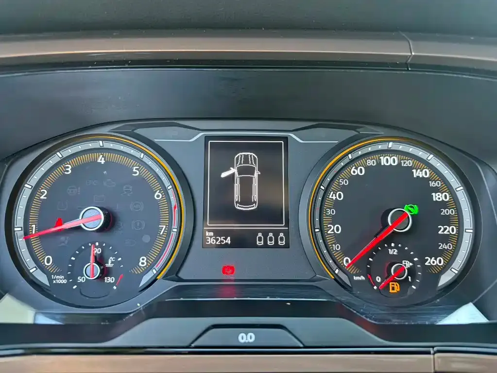 Volkswagen Tharu — фото 10