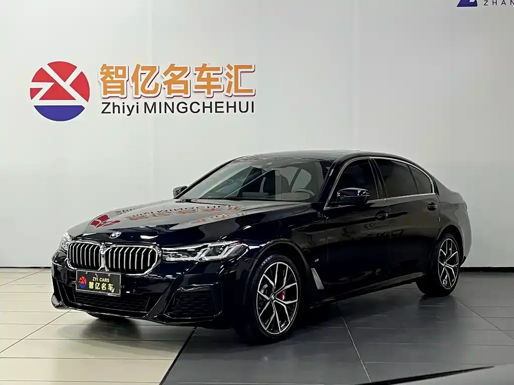 BMW 5 Series — фото 1