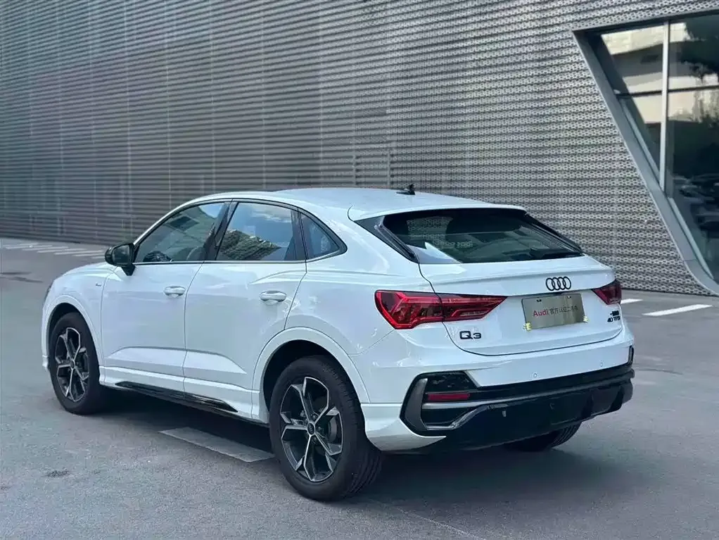 Audi Q3 Sportback — фото 6