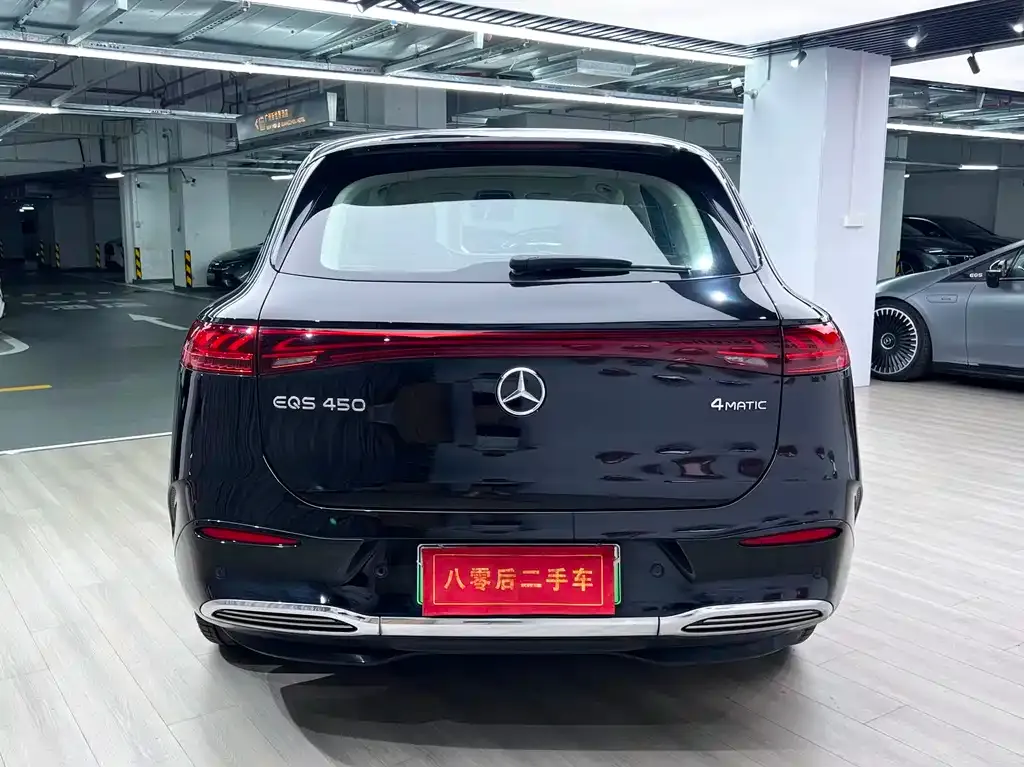 Mercedes-Benz EQS SUV — фото 6