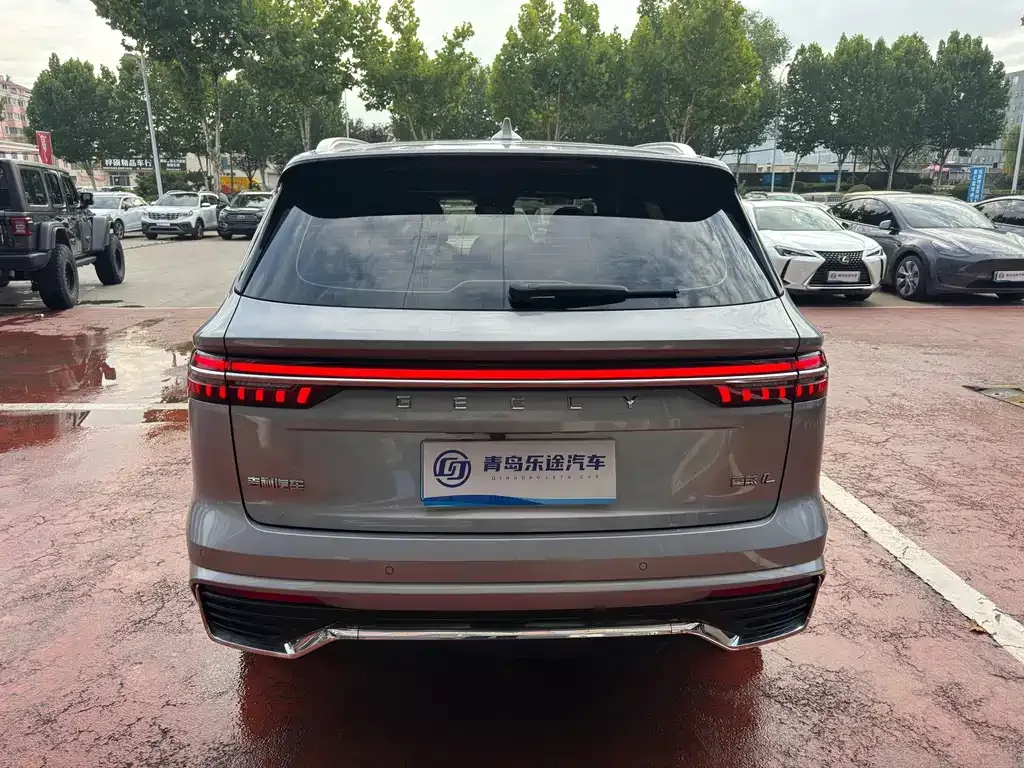 Geely Xingyue L — фото 9