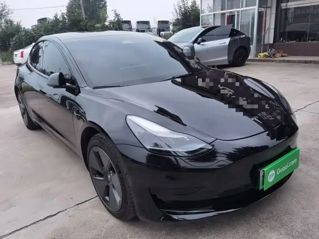 Tesla Model 3 — фото 4