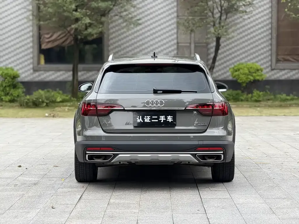 Audi A4 (Import) — фото 6