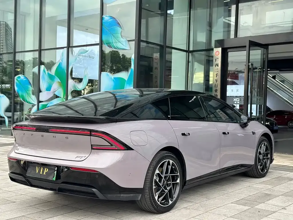 XPeng P7+ — фото 10
