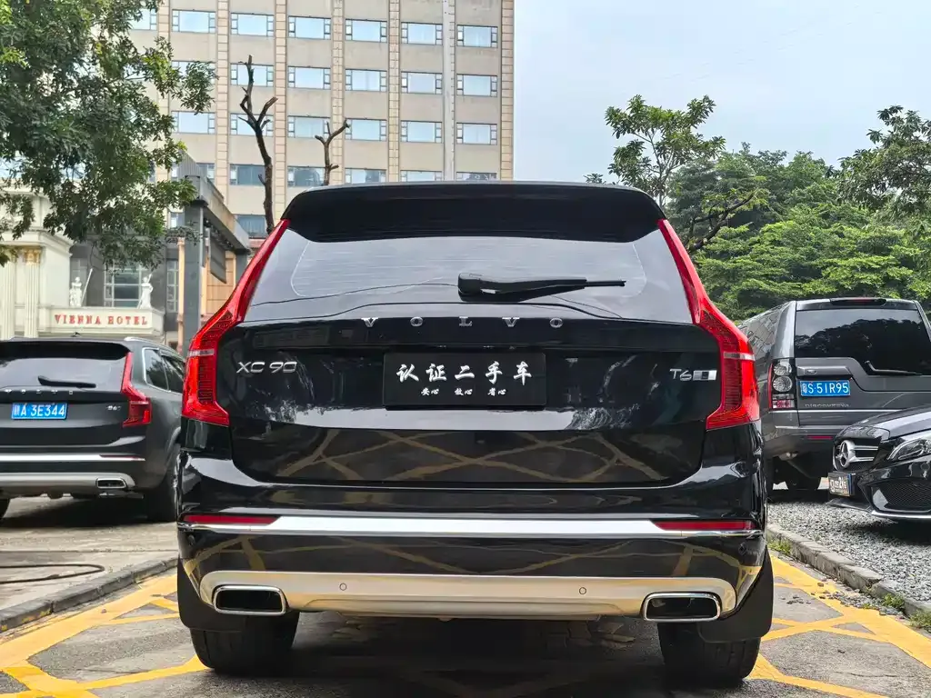 Volvo XC90 — фото 3