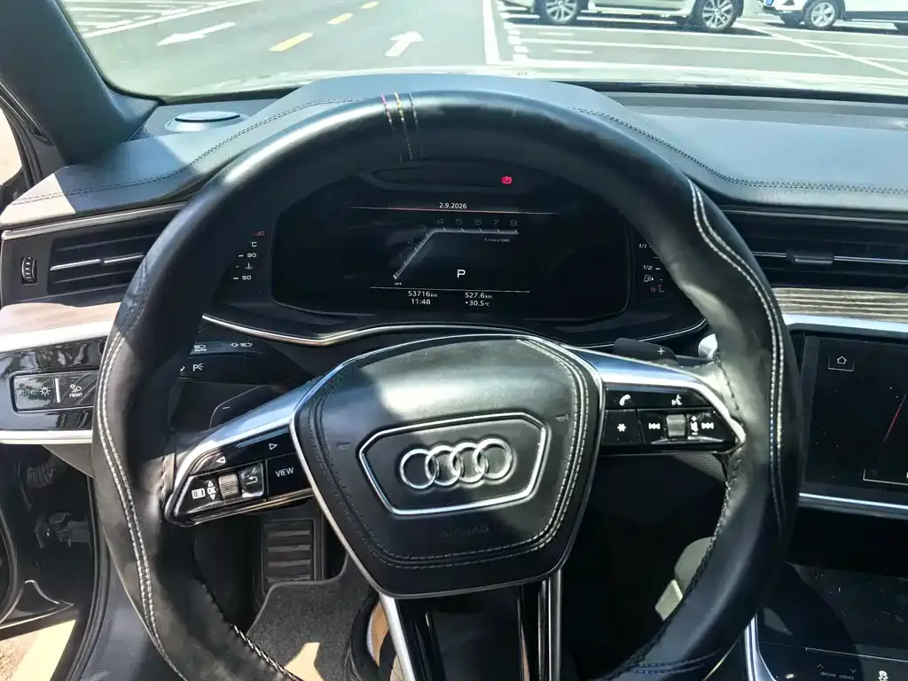 Audi A6L — фото 6
