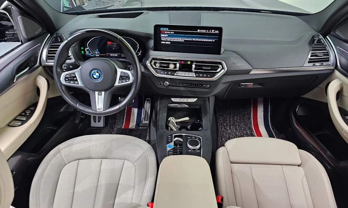 BMW iX3 — фото 10