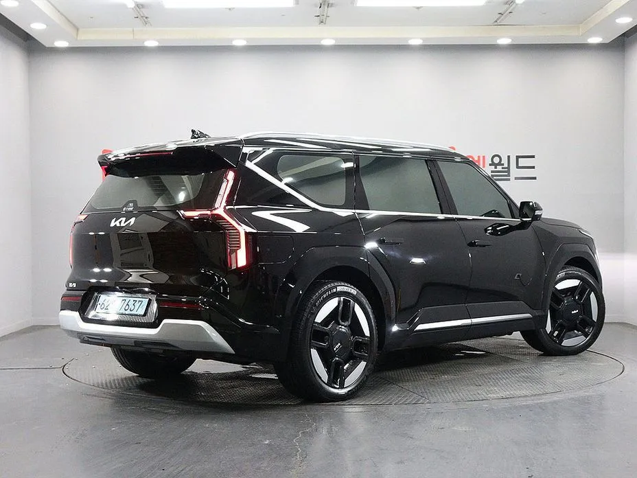 Kia EV9 — фото 6