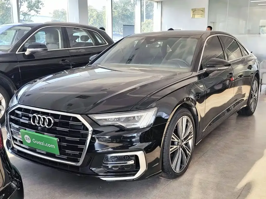 Audi A6L — фото 10