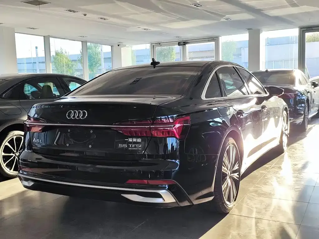 Audi A6L — фото 6