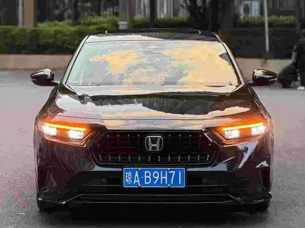 Honda Inspire — фото 6