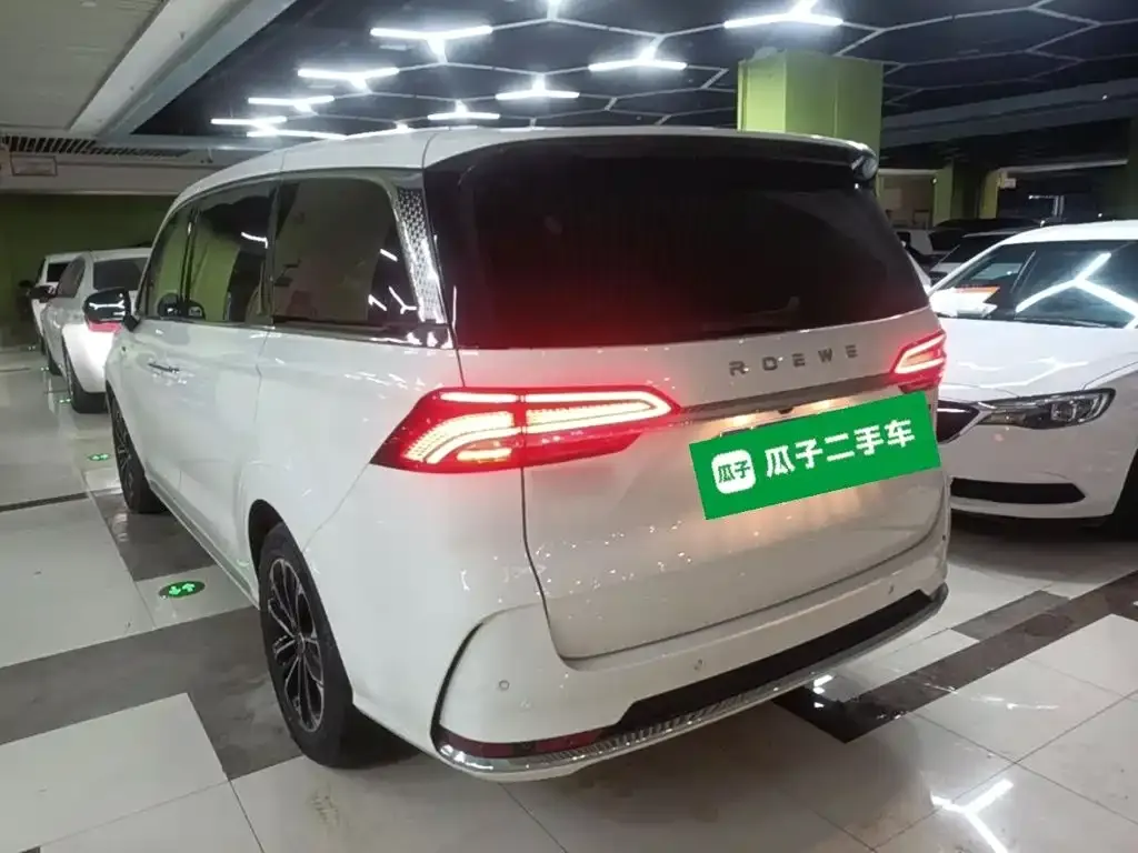 Roewe iMAX8 — фото 3