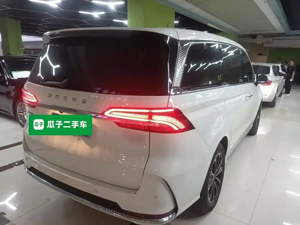 Roewe iMAX8 — фото 8