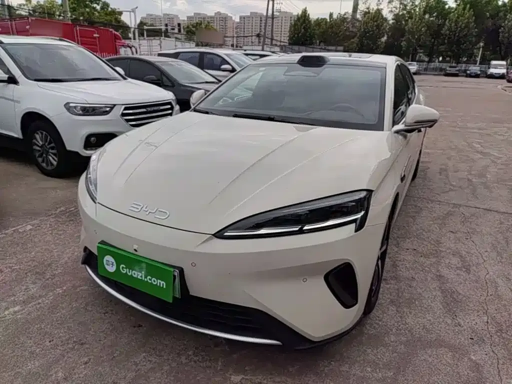 BYD Seal 07 DM-i — фото 2