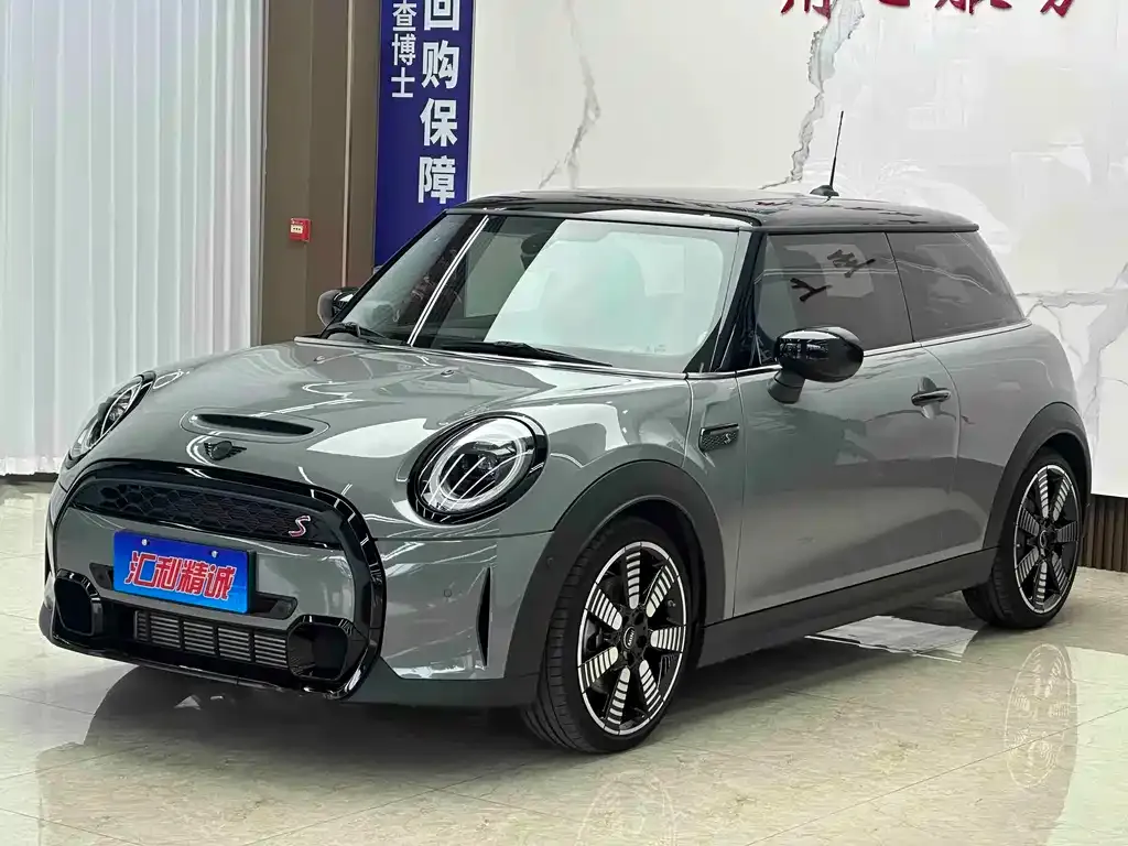 MINI Cooper (3-door) — фото 1