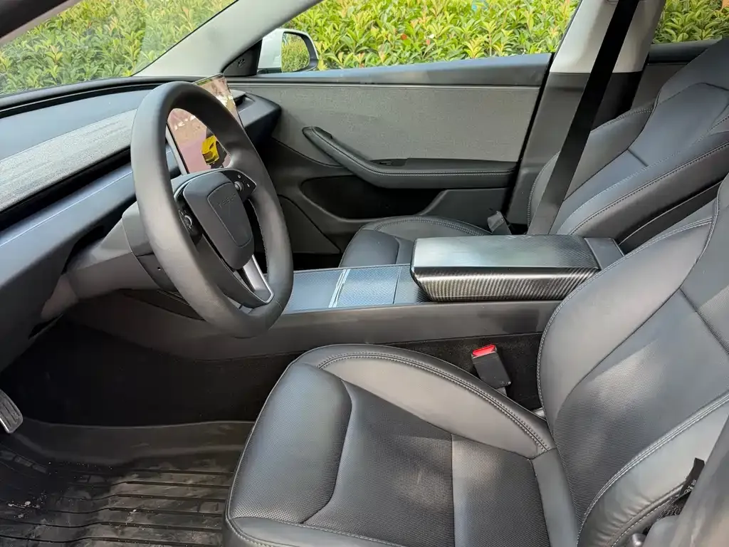 Tesla Model 3 — фото 6