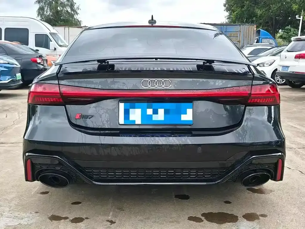 Audi A7 — фото 9