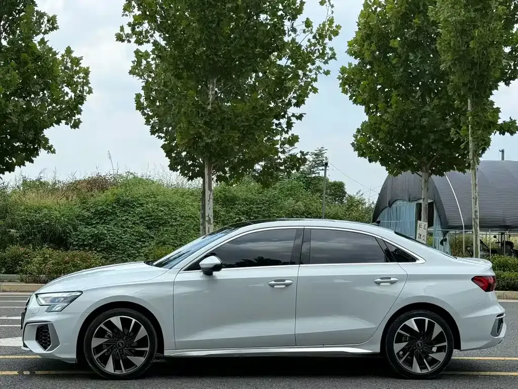 Audi A3 — фото 9