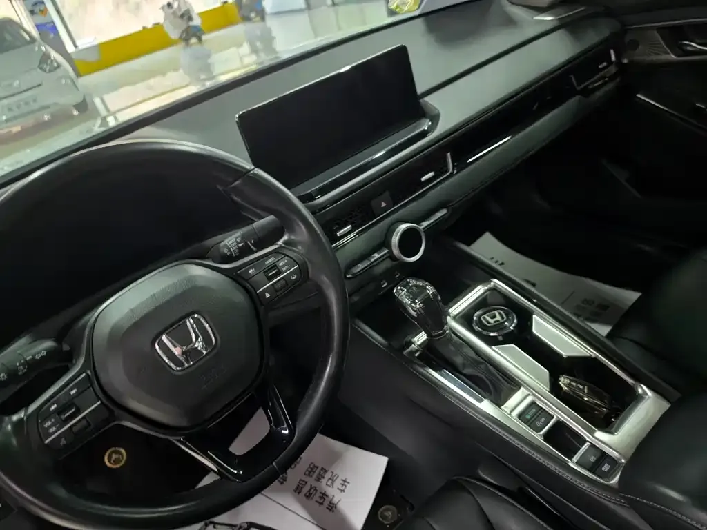 Honda Inspire — фото 8