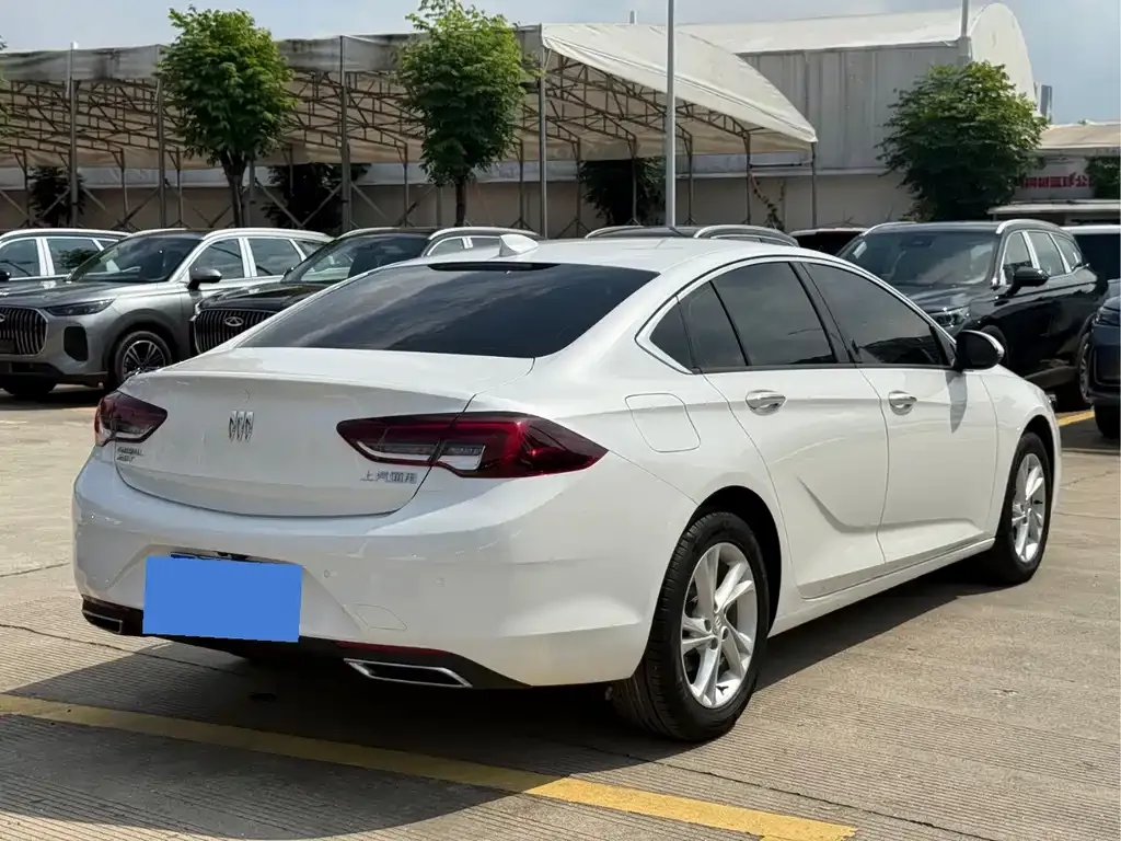 Buick Regal — фото 8
