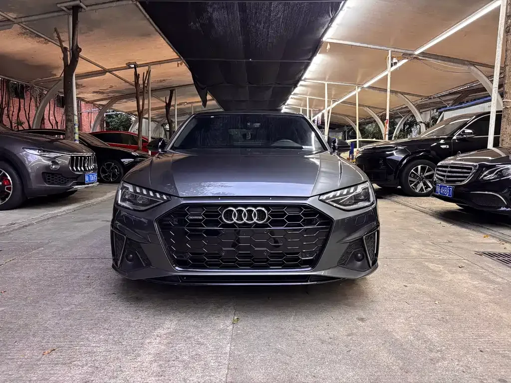 Audi A4L — фото 5