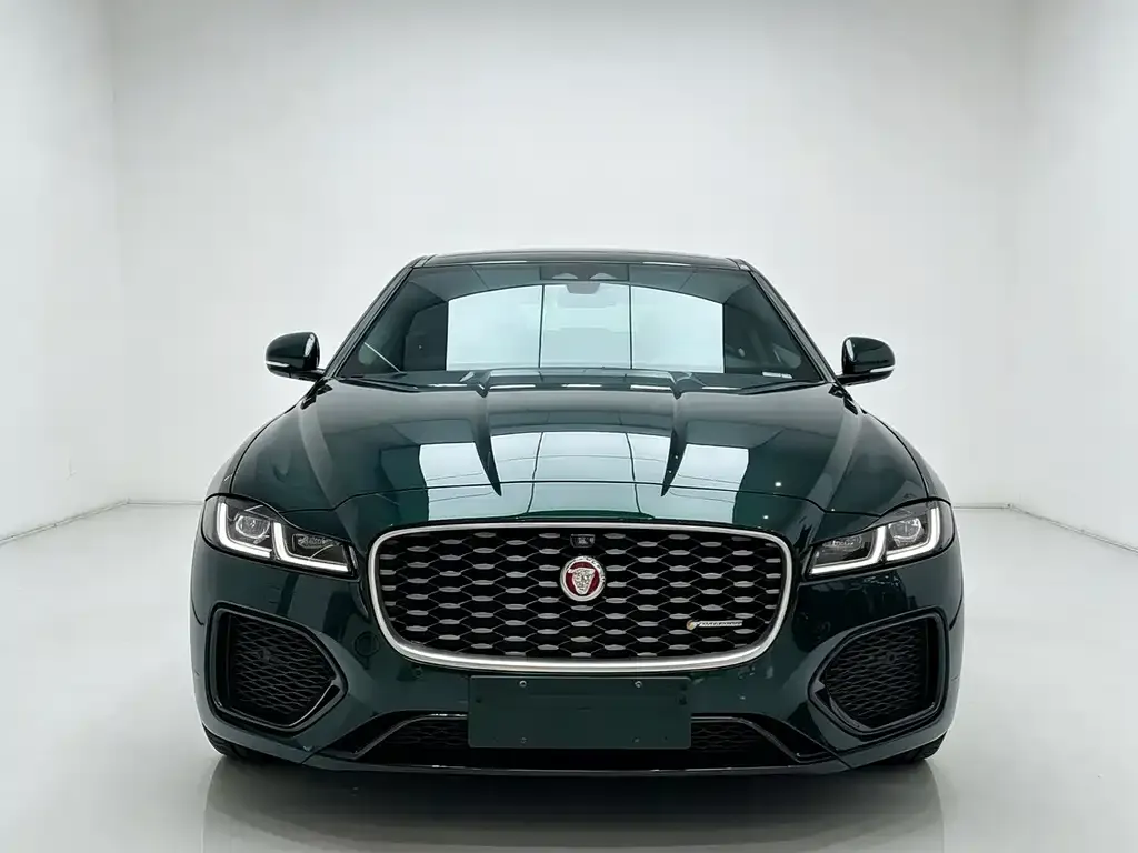 Jaguar XFL — фото 2