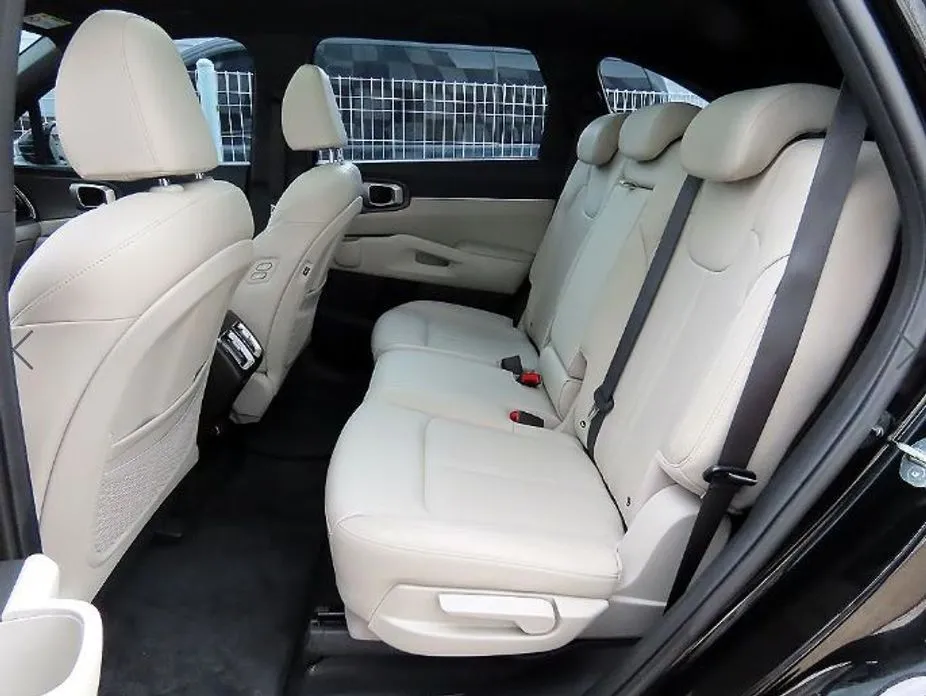 Kia Sorento — фото 3