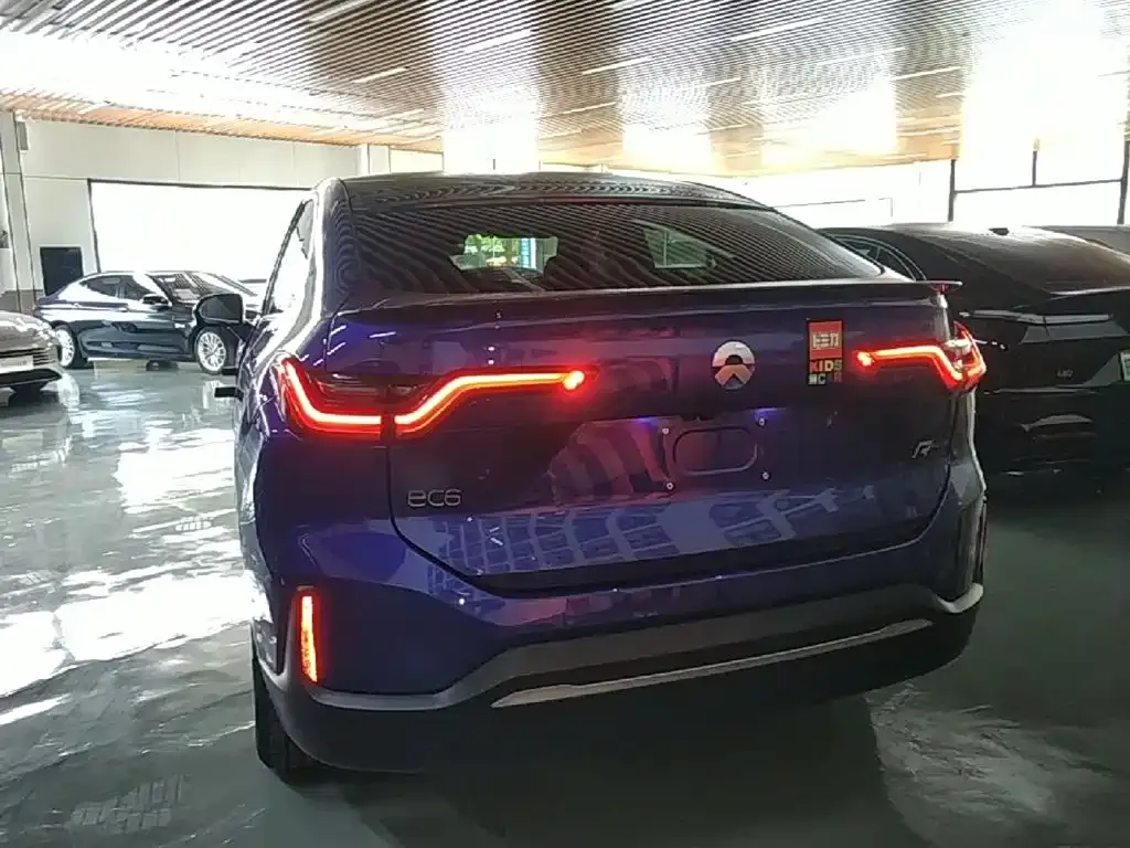 NIO EC6 — фото 9