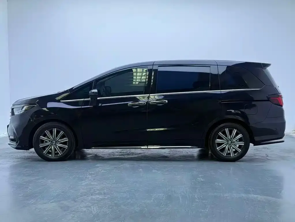Honda Odyssey — фото 3
