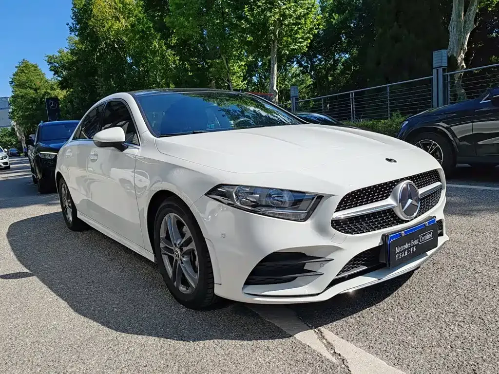 Mercedes-Benz A-Class — фото 10