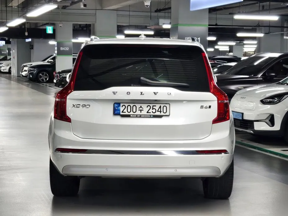 Volvo XC90 — фото 5