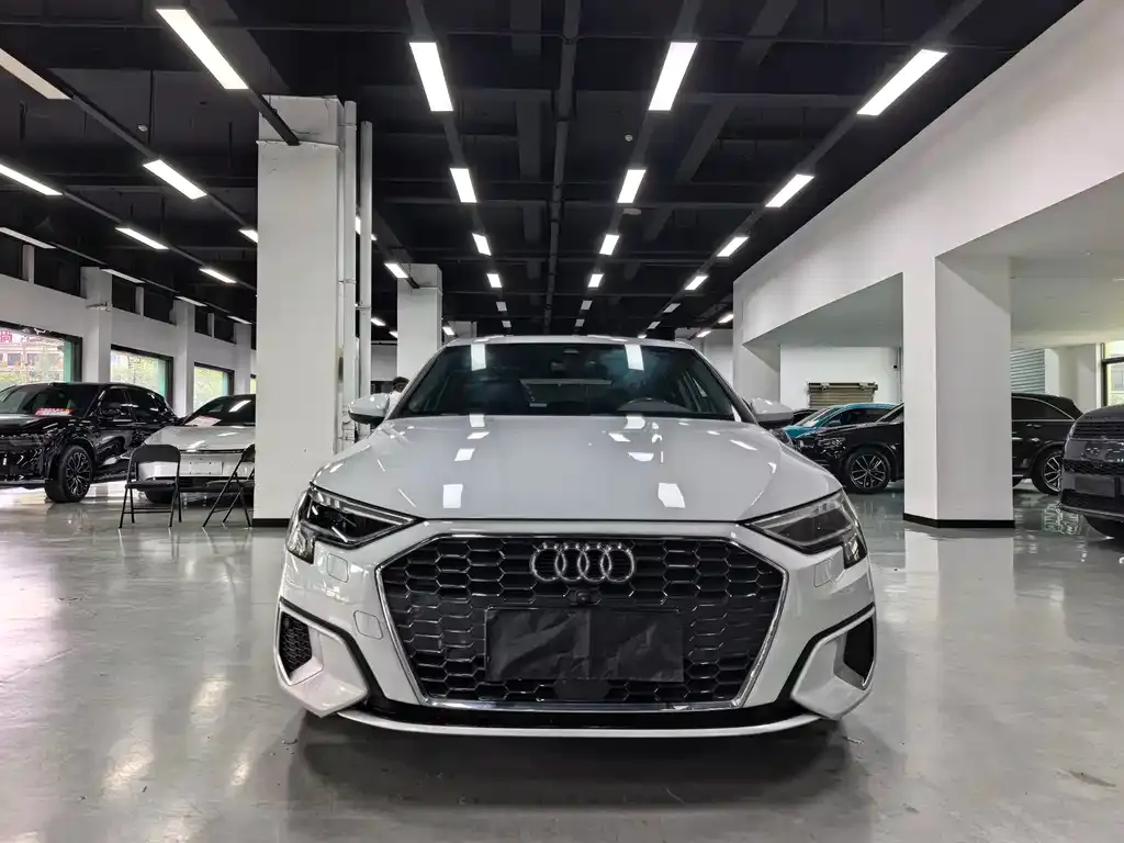 Audi A3 — фото 2