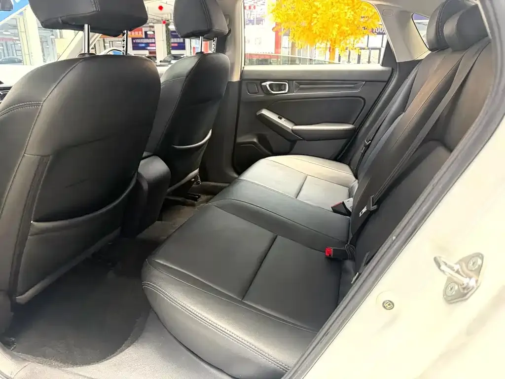 Honda Civic — фото 7