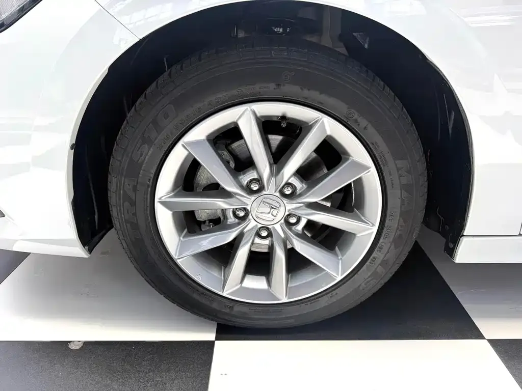 Honda Civic — фото 3