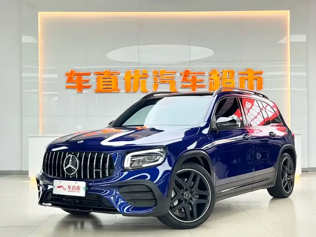 Mercedes-Benz GLB AMG — фото 1