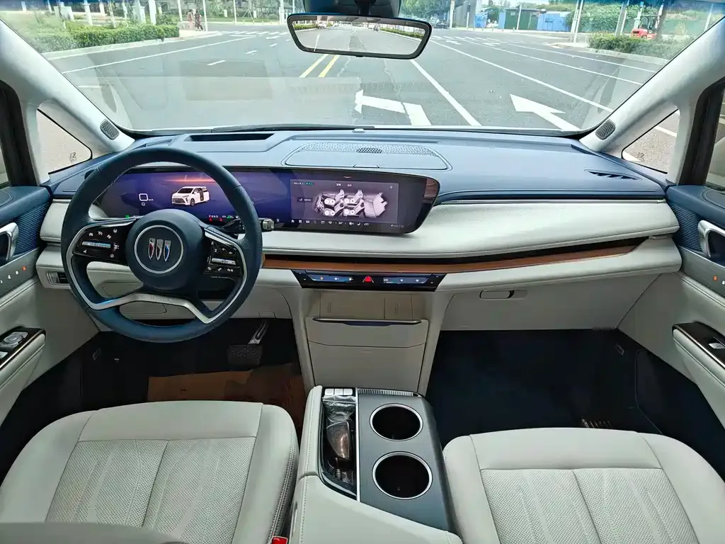 Buick GL8 Hybrid — фото 6