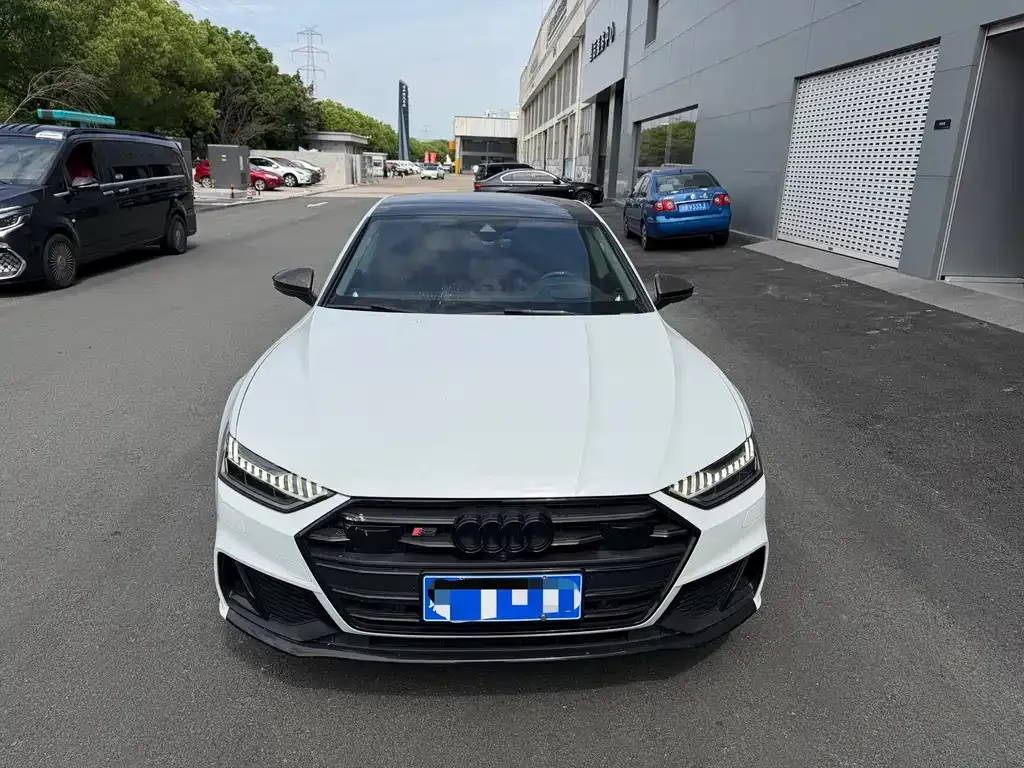 Audi A7 — фото 9