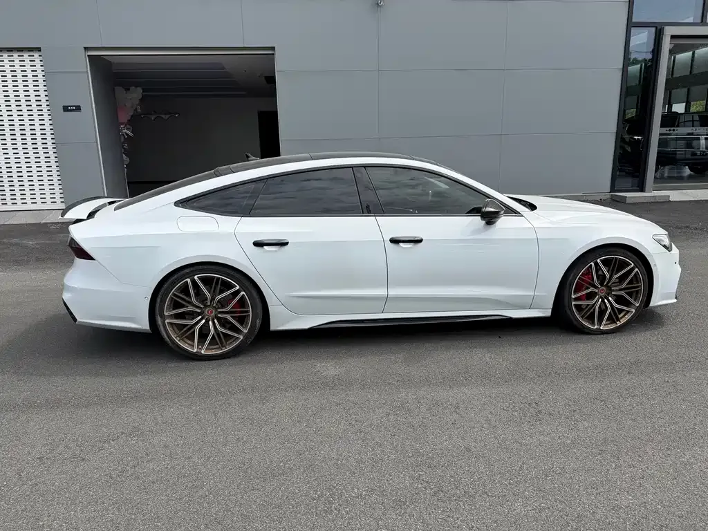 Audi A7 — фото 7