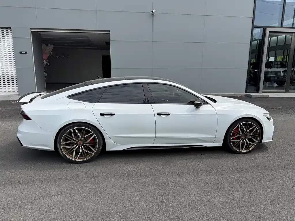 Audi A7 — фото 8