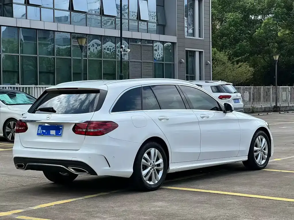 Mercedes-Benz C-Class (Import) — фото 8