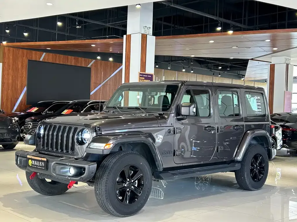 Jeep Wrangler — фото 1