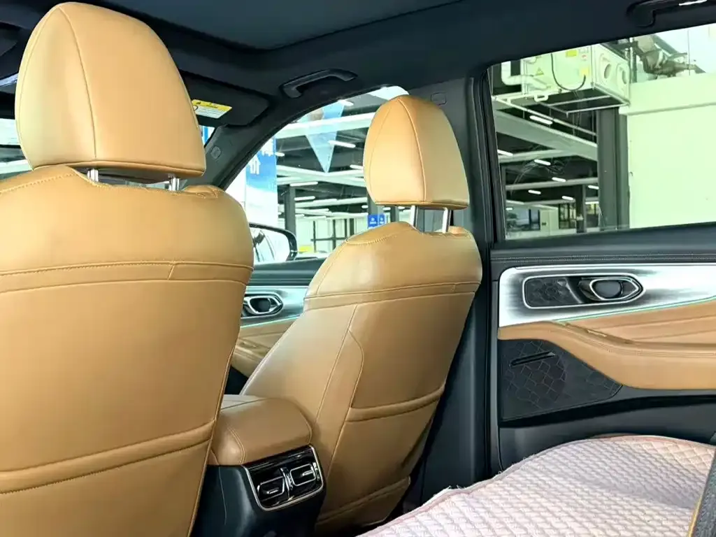 GAC Motor Trumpchi GS8 — фото 2
