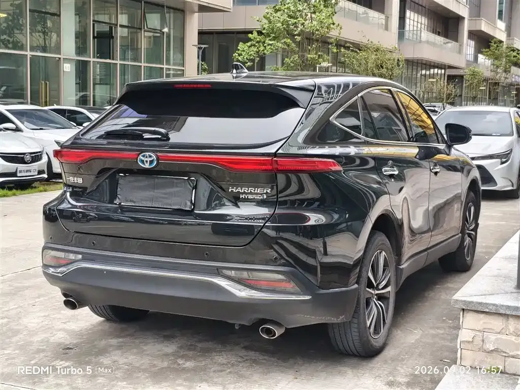Toyota Harrier — фото 9