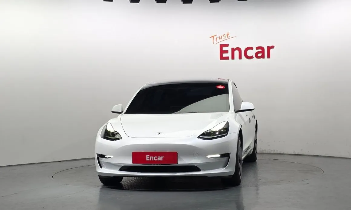 Tesla Model 3 — фото 2