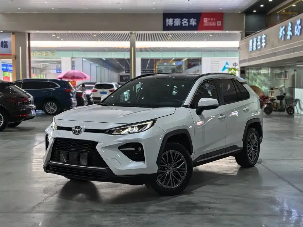 Toyota Wildlander — фото 1